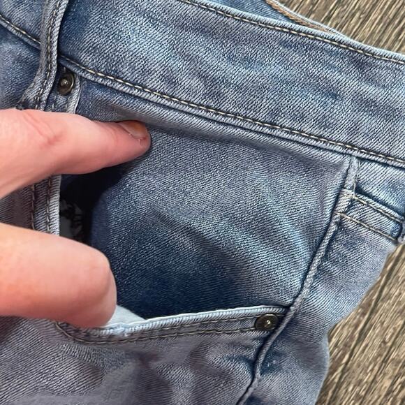 Vintage X American Weekend Crop Jeans Mid Rise Denim Light Wash Blue Size 4/27 - Picture 4 of 12